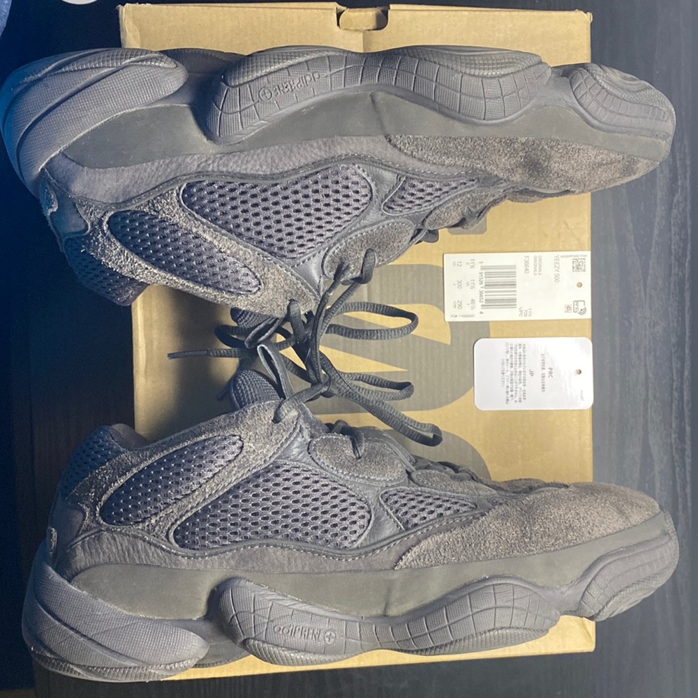 Yeezy 500 utility black